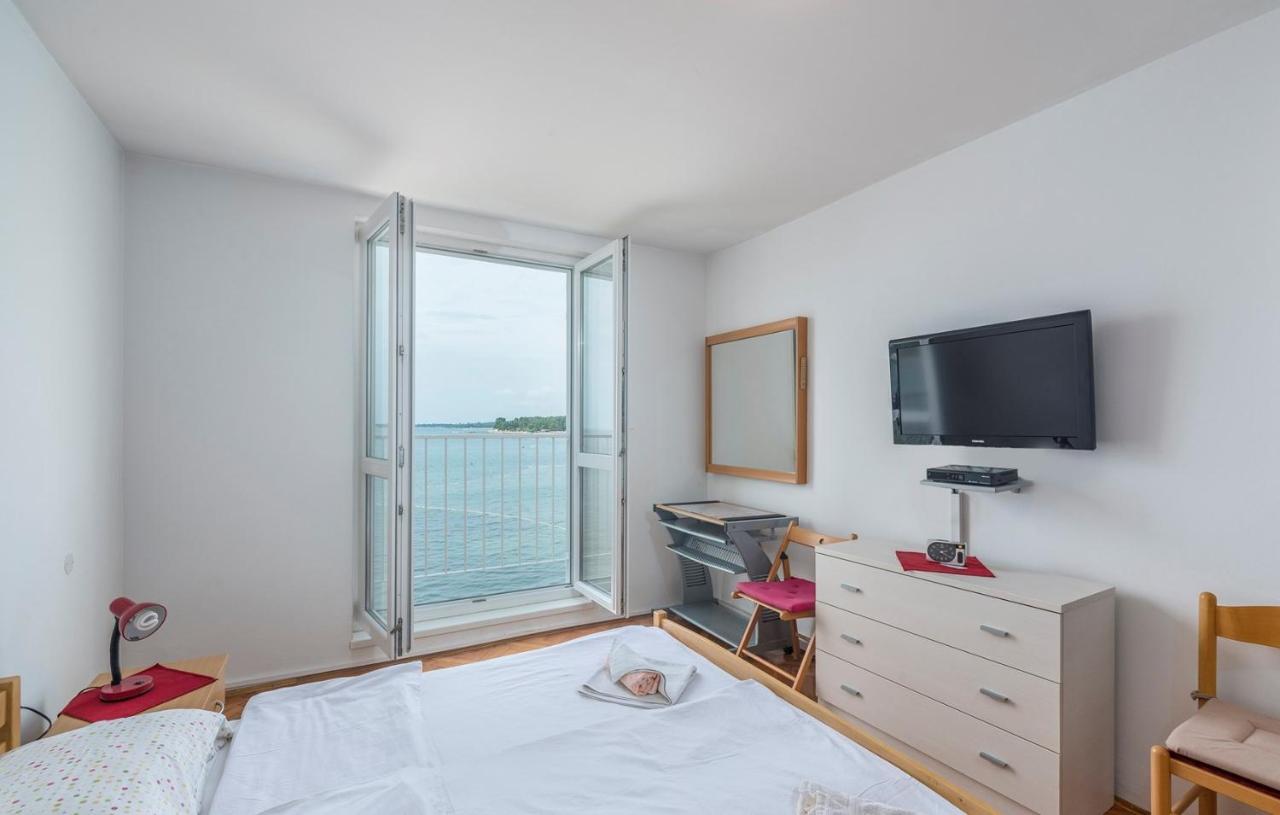 Peskera Apartments Tomicic Porec Esterno foto
