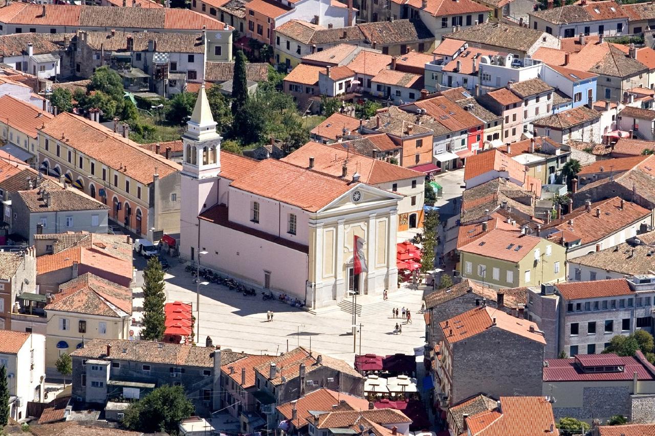 Peskera Apartments Tomicic Porec Esterno foto